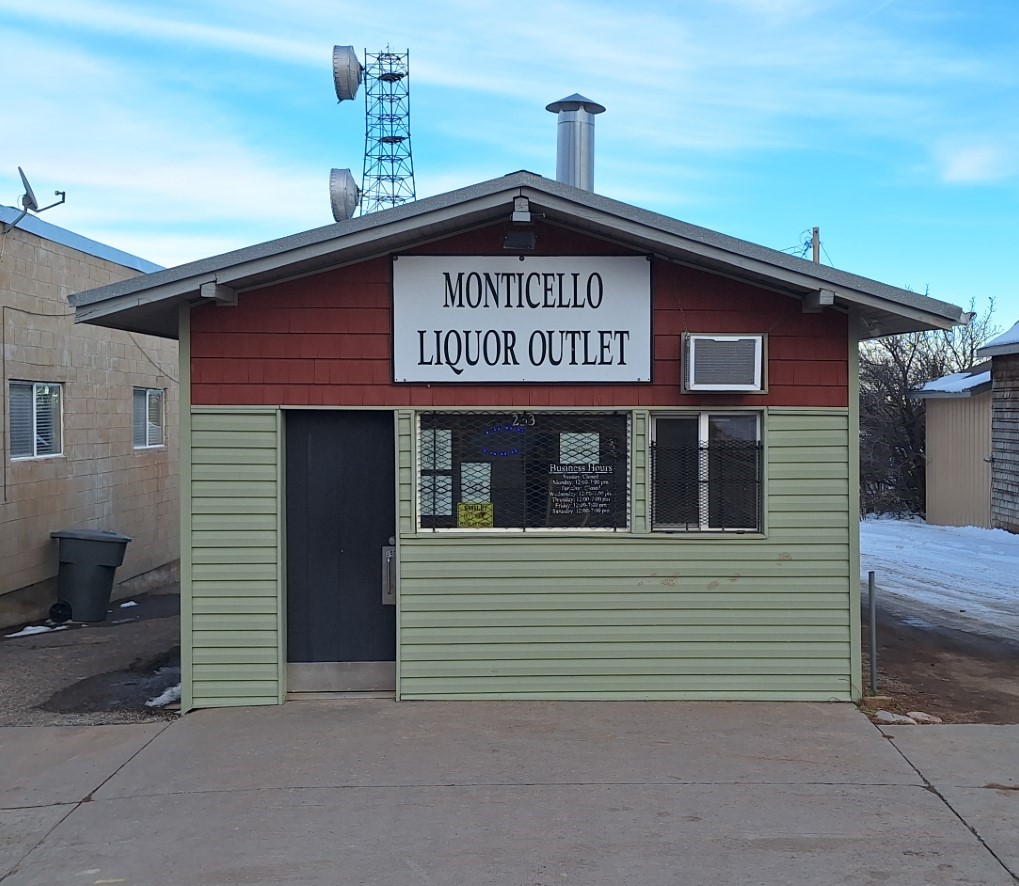 Monticello Liquor Outlet